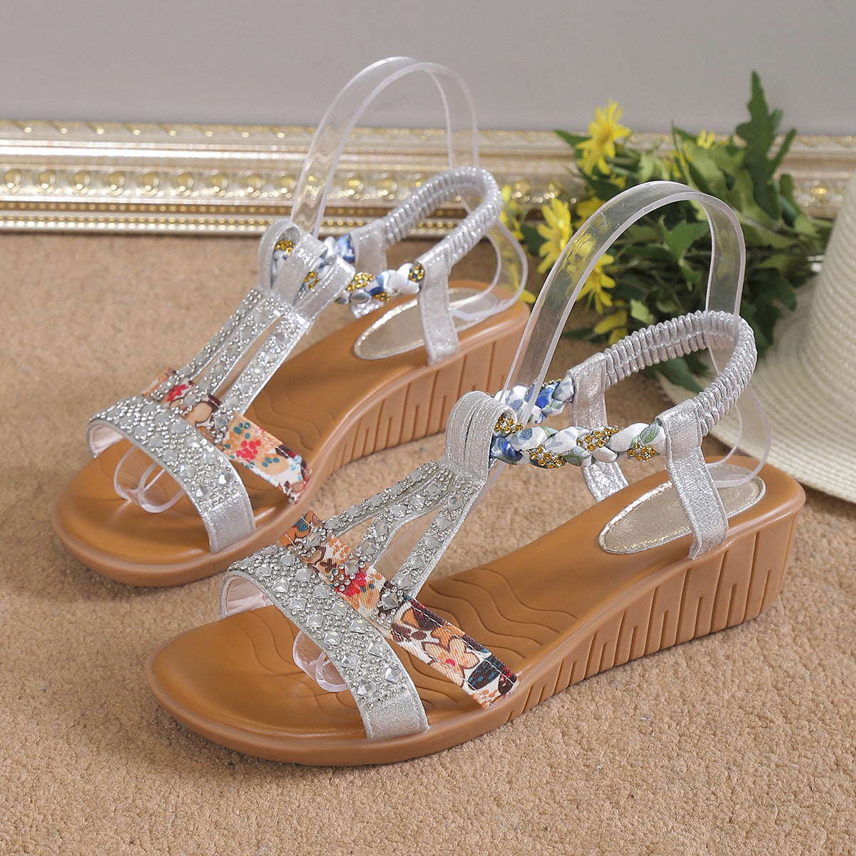 Sandalias de cuña de decoración de diamantes de imitación femenina