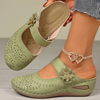 GREEN