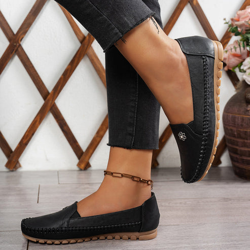 Preview https://lunashoe.com/cdn/shop/files/DGHHJKJ.jpg?v=1753954031&width=493
