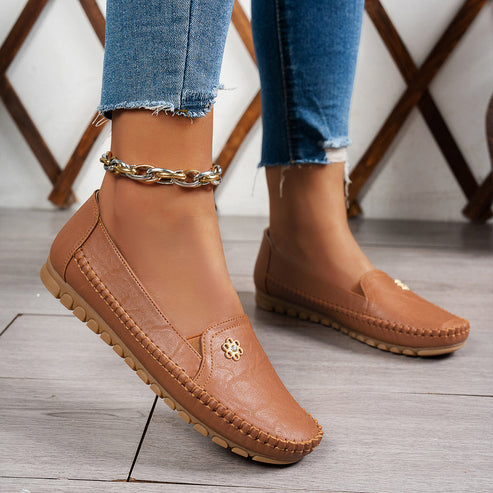 https://lunashoe.com/cdn/shop/files/SDGHFG.jpg?v=1753954031&width=493