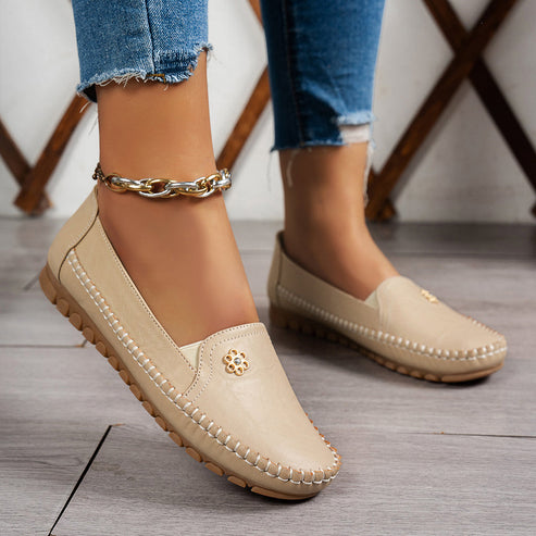 https://lunashoe.com/cdn/shop/files/Untitled-SSDFGD.jpg?v=1753954031&width=493